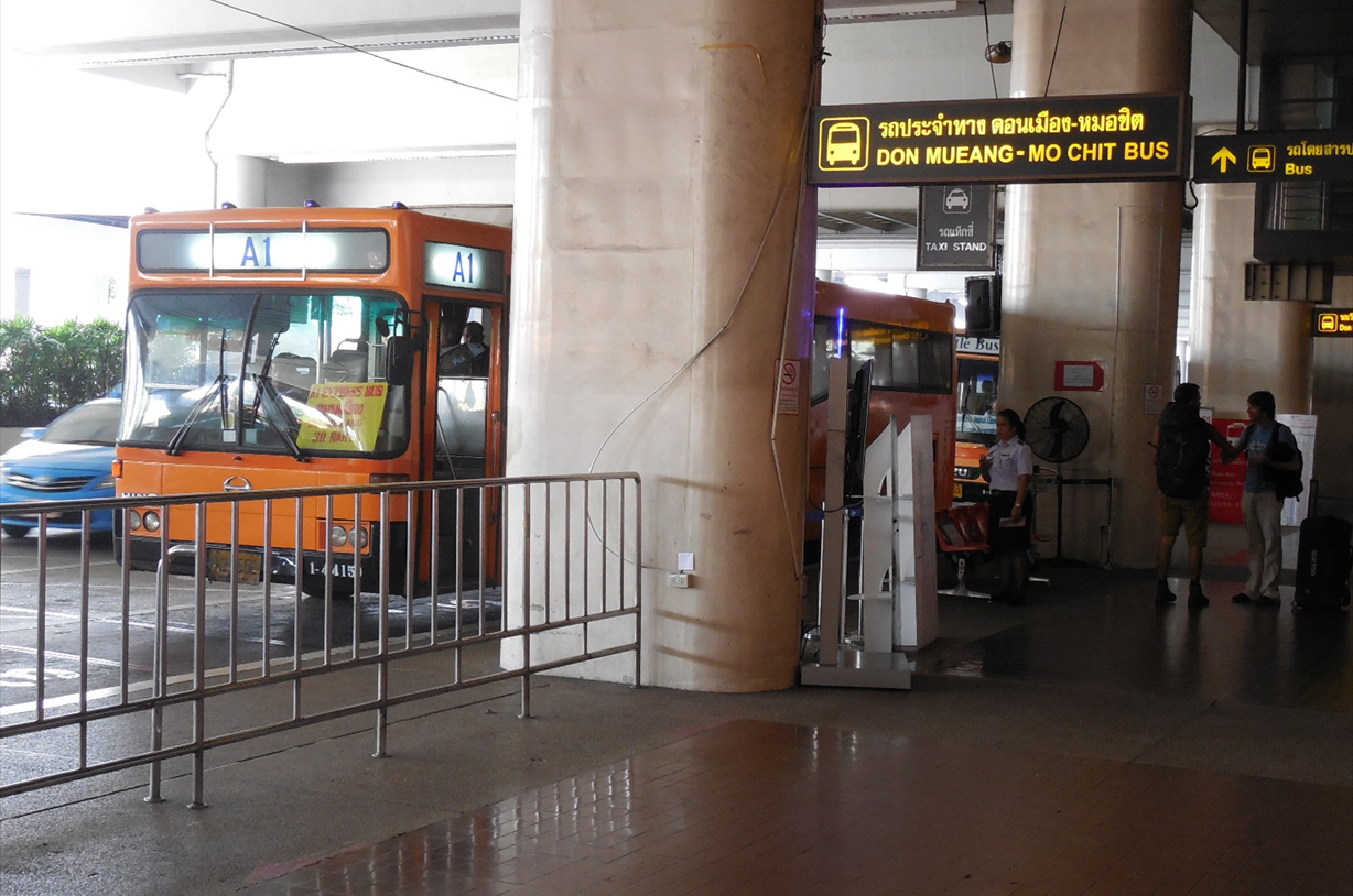 「タビノート」下川裕治：第7回　ドーンムアン空港でエアポートバスの運行がはじまった